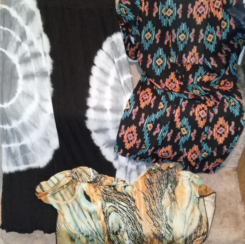 Clothes - Picture 7 of 16